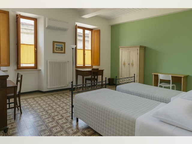 Siena Room for rent