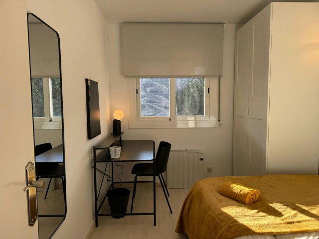 Spain furnished Room in Catalonia, Sant-Cugat-del-Valles