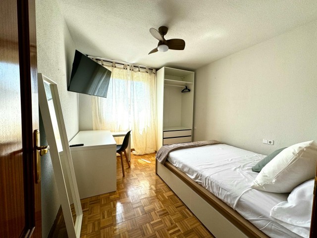 Spain furnished Room in Madrid, Mostoles