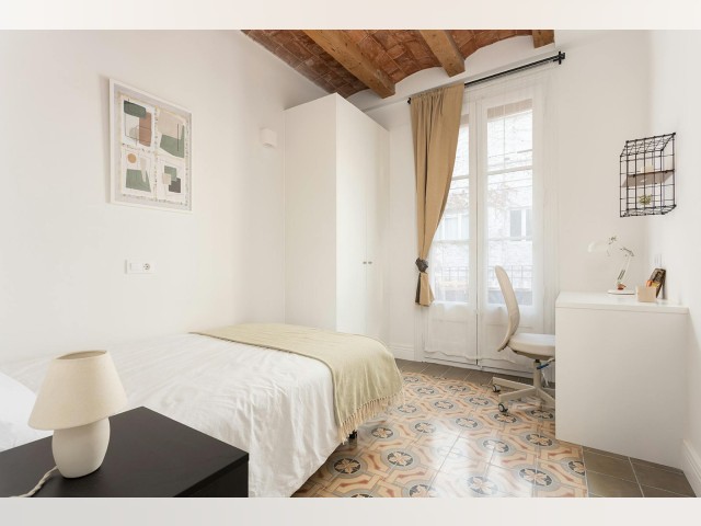 Spain furnished Room in Catalonia, Barcelona