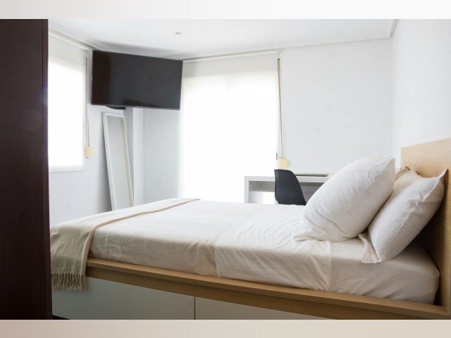 Spain furnished Room in Valencia, Moncada