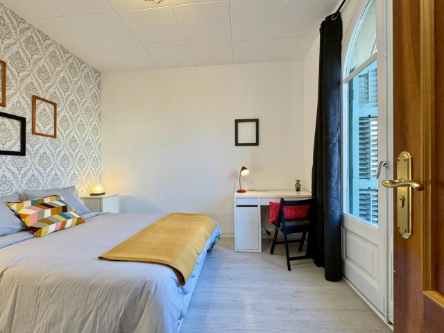 Spain furnished Room in Catalonia, Barcelona