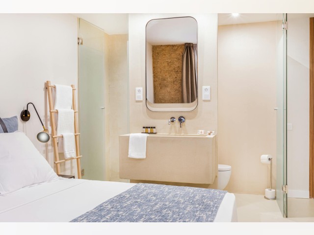 Spain furnished Room in Catalonia, Barcelona