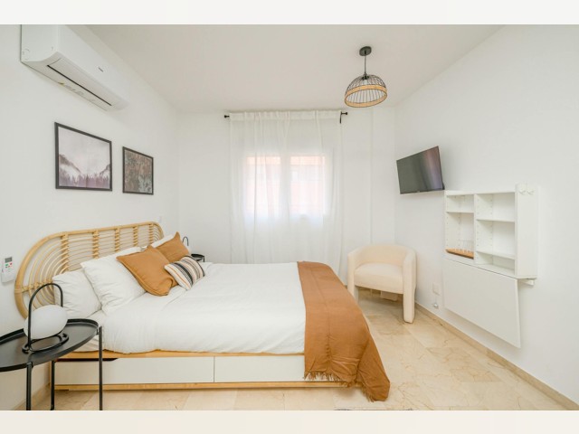 Spain furnished Room in Madrid, Madrid