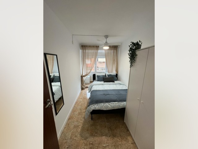 Spain furnished Room in Valencia, Alicante