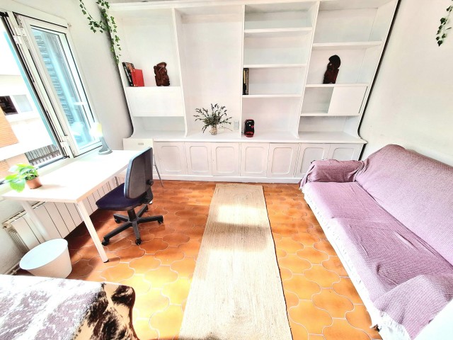 Spain furnished Room in Catalonia, Barcelona
