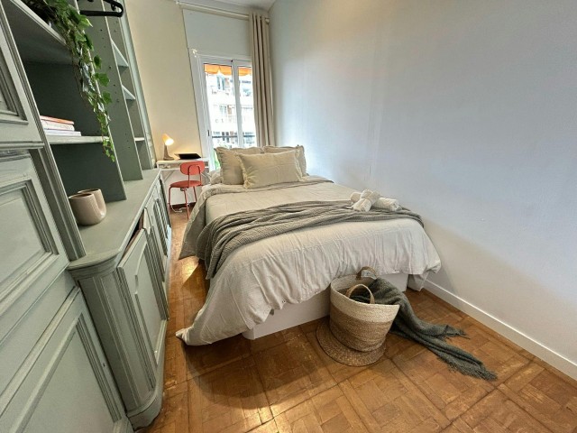Spain furnished Room in Catalonia, Barcelona