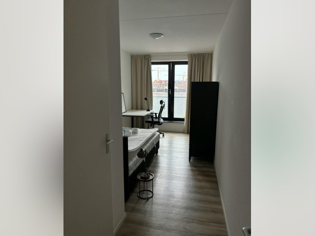 Quarto Mobiliado Alugueres de longa duração em Rotterdam