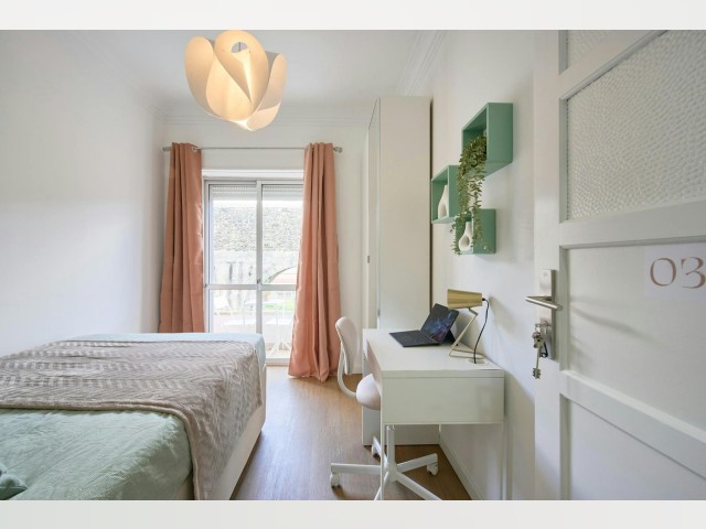 Quarto Mobiliado Alugueres de longa duração em Amadora