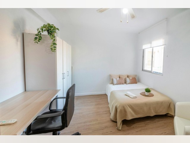 Spain furnished Room in Valencia, Valencia