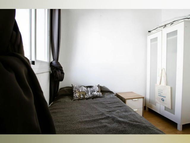 Spain furnished Room in Valencia, Valencia