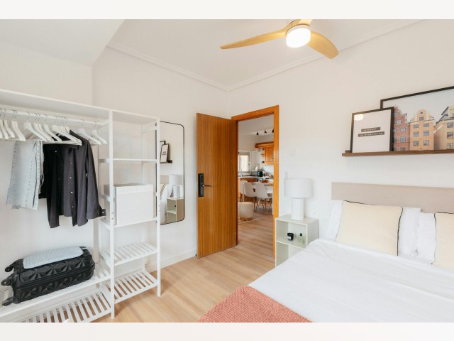 Spain furnished Room in Valencia, Valencia