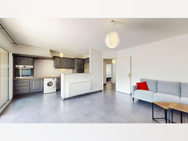 Grenoble Room for rent