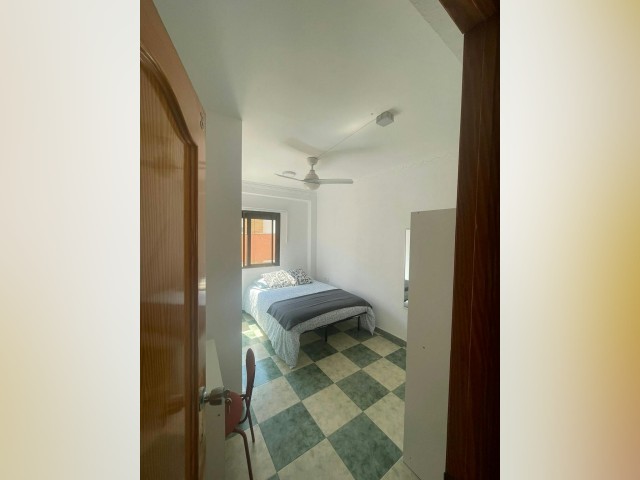 Alaquas Room for rent
