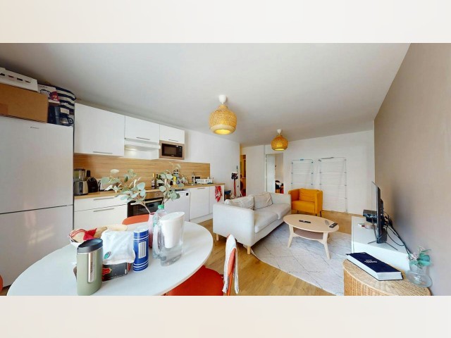 Lyon Room for rent