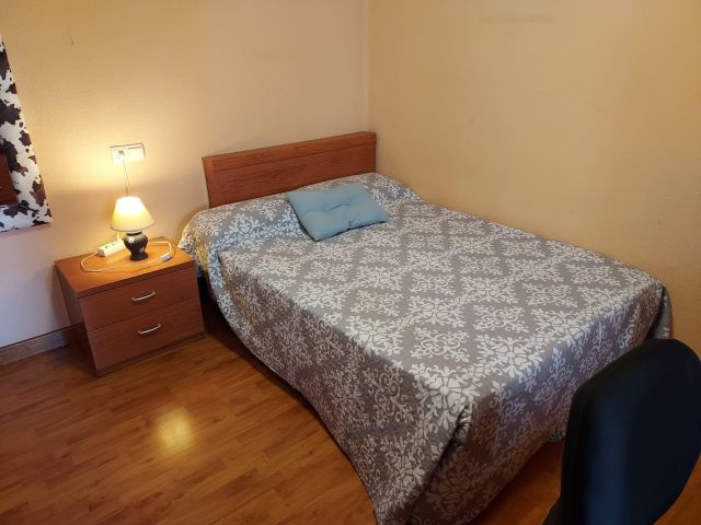 Spain furnished Room in Castilla y Leon, Salamanca