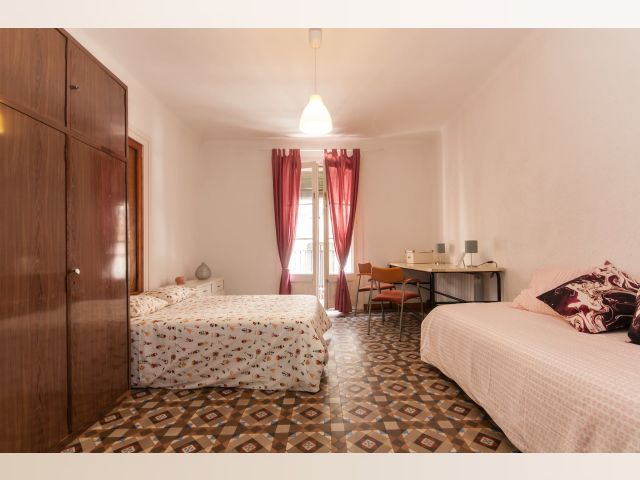 Spain furnished Room in Catalonia, Barcelona