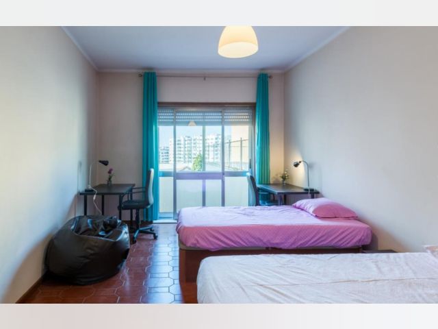 Portugal furnished Room in Porto-North Portugal, Porto Oporto