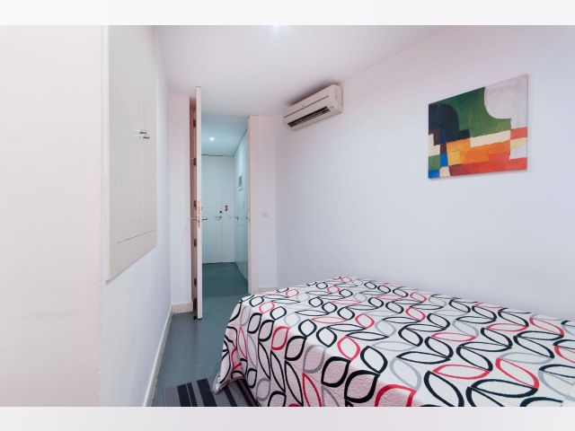 Spain furnished Room in Valencia, Alicante