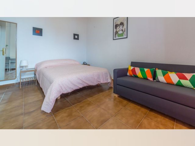 Spain furnished Room in Valencia, Valencia