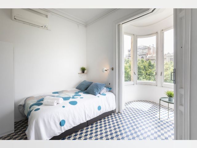 Spain furnished Room in Catalonia, Barcelona