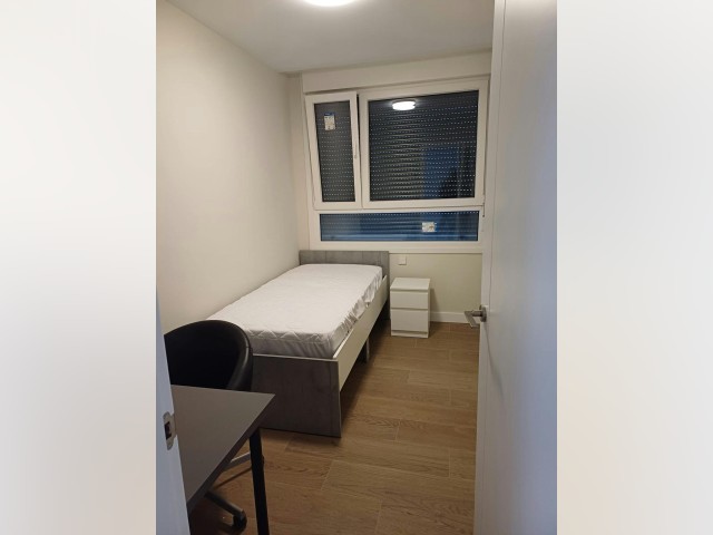 Spain furnished Room in Madrid, Madrid
