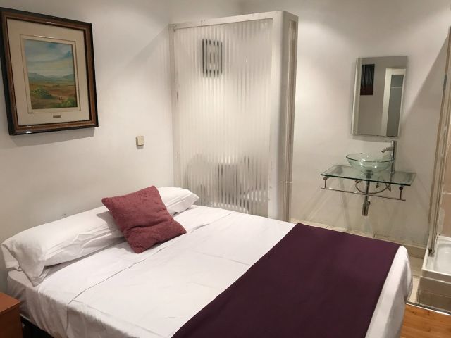 Spain furnished Room in Madrid, Madrid