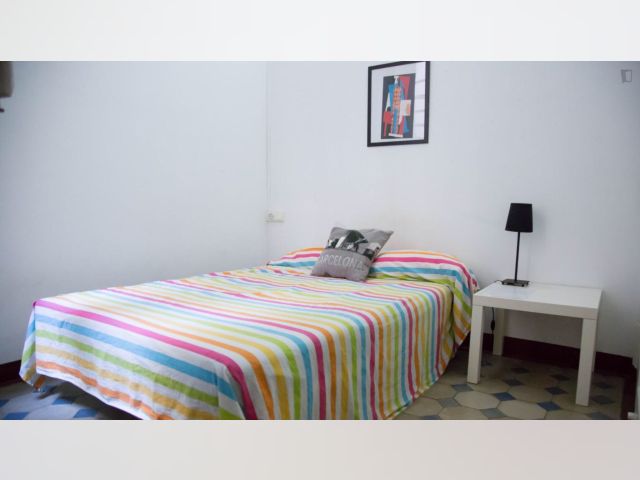 Spain furnished Room in Catalonia, Barcelona