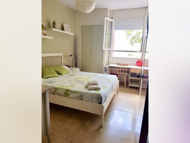 Spain furnished Room in Catalonia, Barcelona