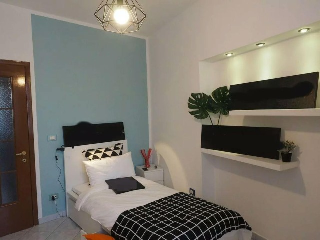 Turin Room for rent