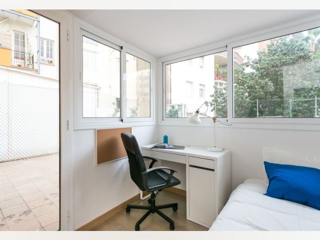 Spain furnished Room in Catalonia, Barcelona