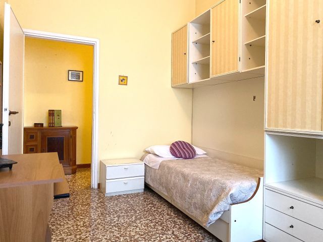 Italy furnished Room in Lombardy, Milan