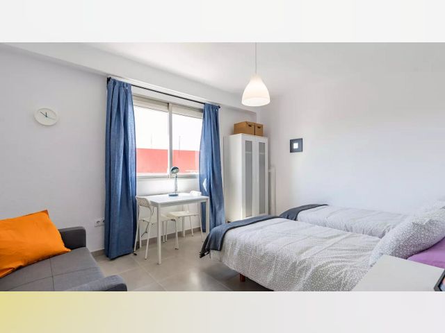 Spain furnished Room in Valencia, Valencia