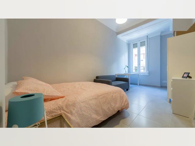 Spain furnished Room in Valencia, Valencia