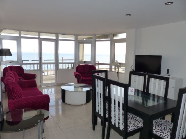 Havana Room for rent