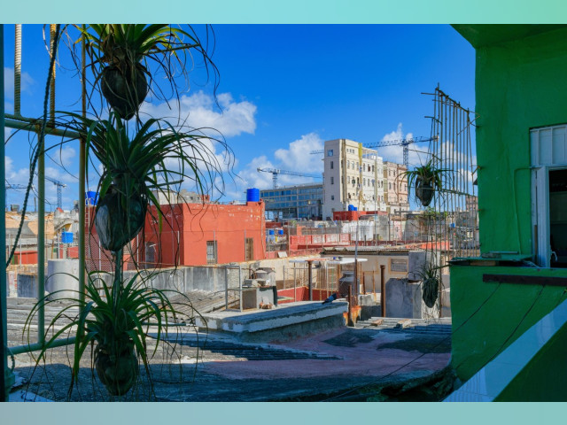 Havana Room for rent