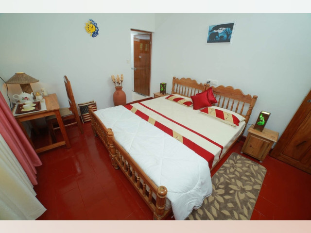 Thekkady Room for rent
