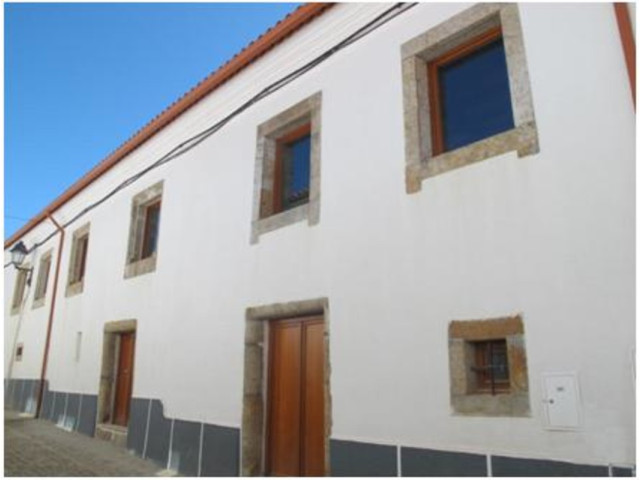 Portugal furnished Room in Centro Portugal, Leiria