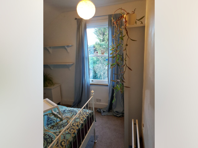 London-Uxbridge Room for rent