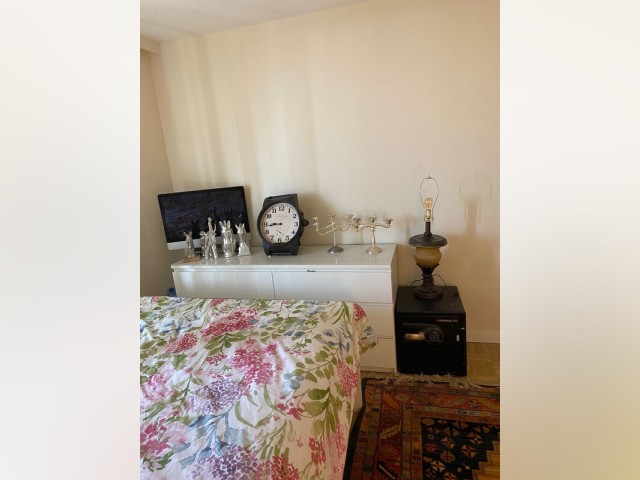 Canada furnished Room in British Columbia, West Vancouver BC