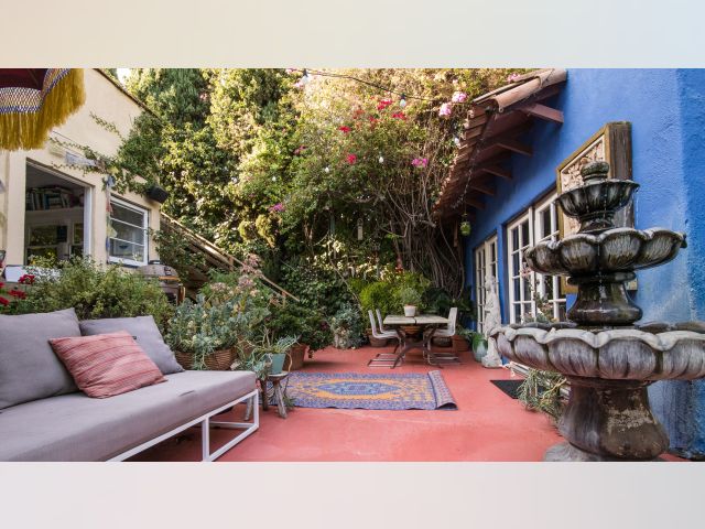 Los Angeles CA Cottage for rent