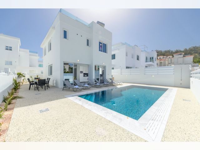 Paralimni House for rent