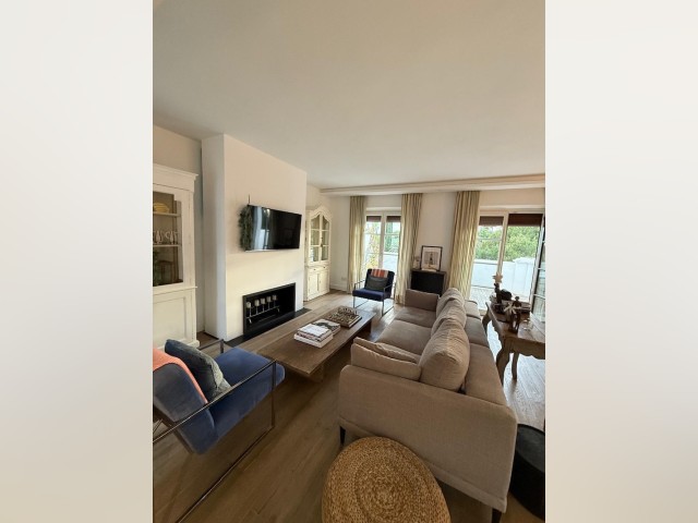Golden Mile Apartment for rent
