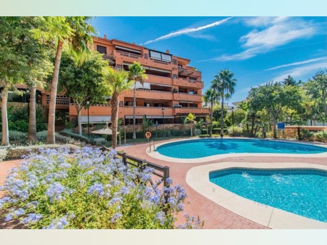Golden Mile Apartment for rent