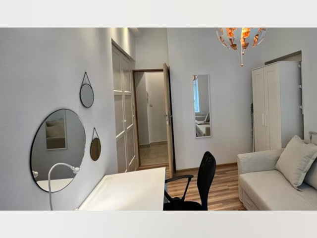 Krakow Room for rent