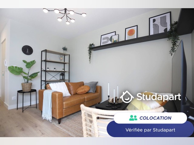 St Nazaire Room for rent
