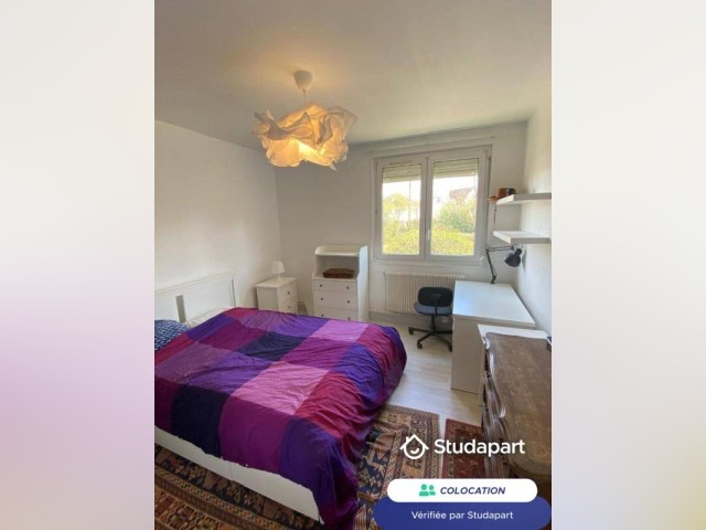 Compiegne Room for rent