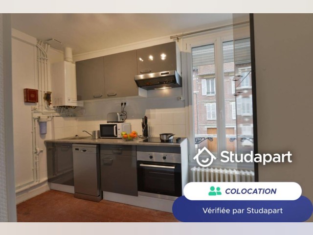 Compiegne Room for rent
