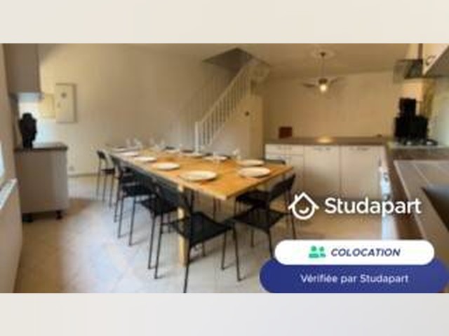 Carcassonne Room for rent