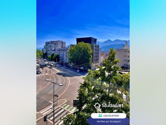 Grenoble Room for rent